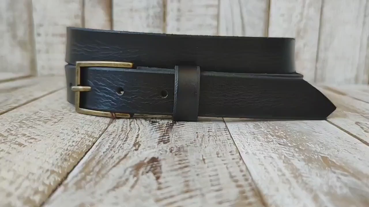 minimalist black leather belt with bronze buckle for men