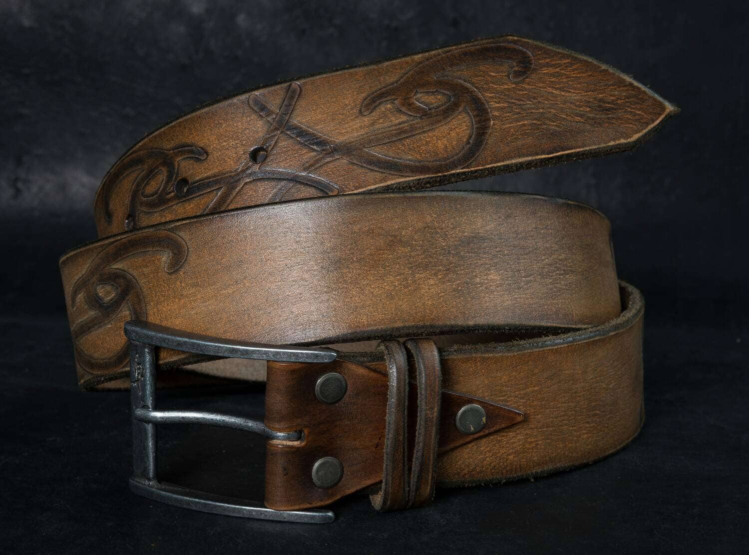 men's design, brown belt, men's brown leather, men's leather accessories, design belts, leather products, fashion leather, unisex belts