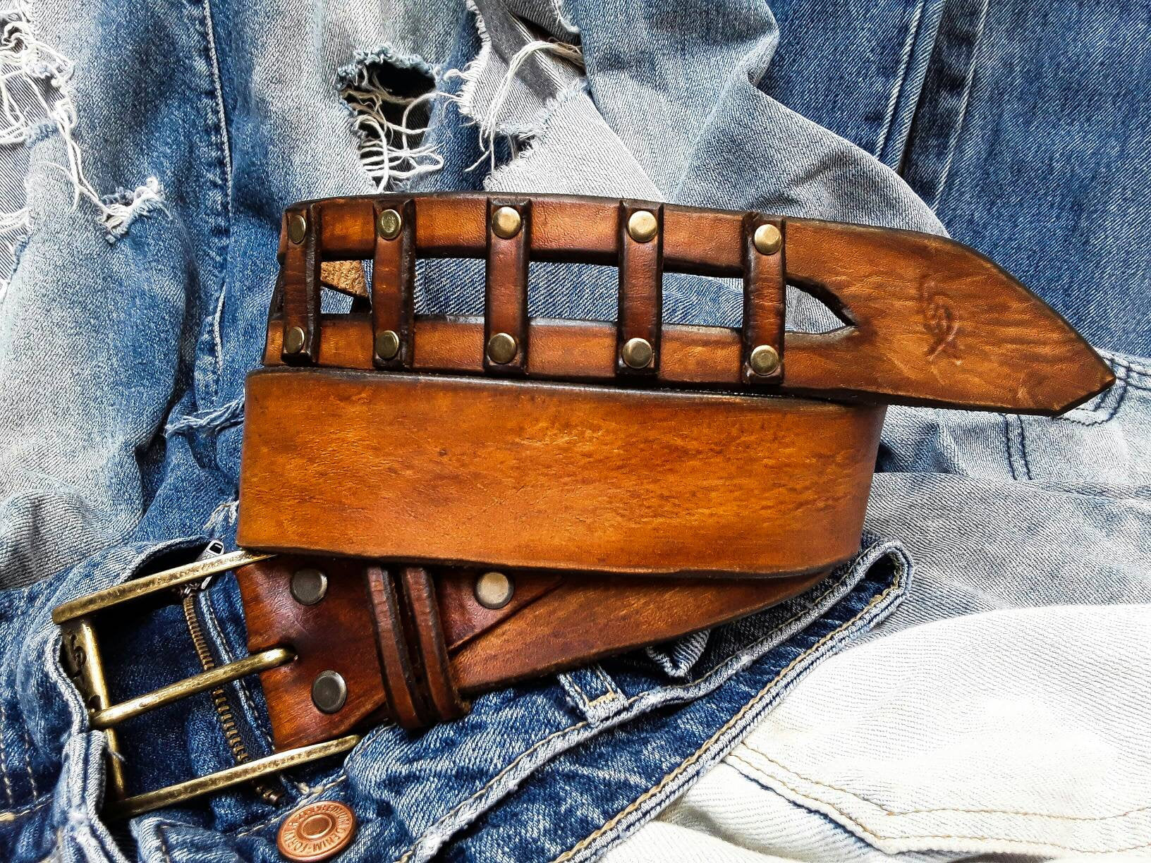 handmade brown leather belt for men with personalize option handmade brown leather belt for men with personalize option