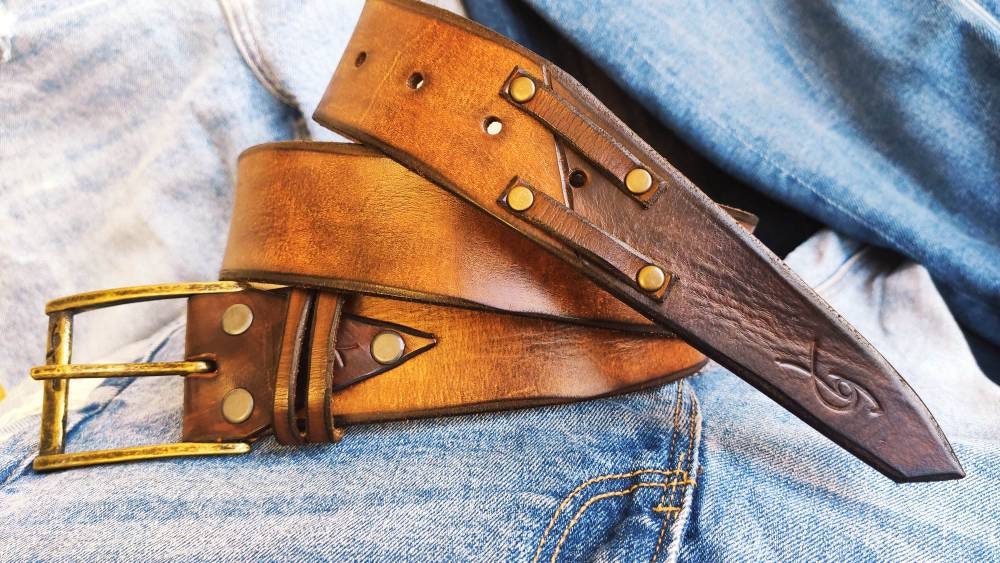 handmade brown leather men's belt cowboy fashion customizable