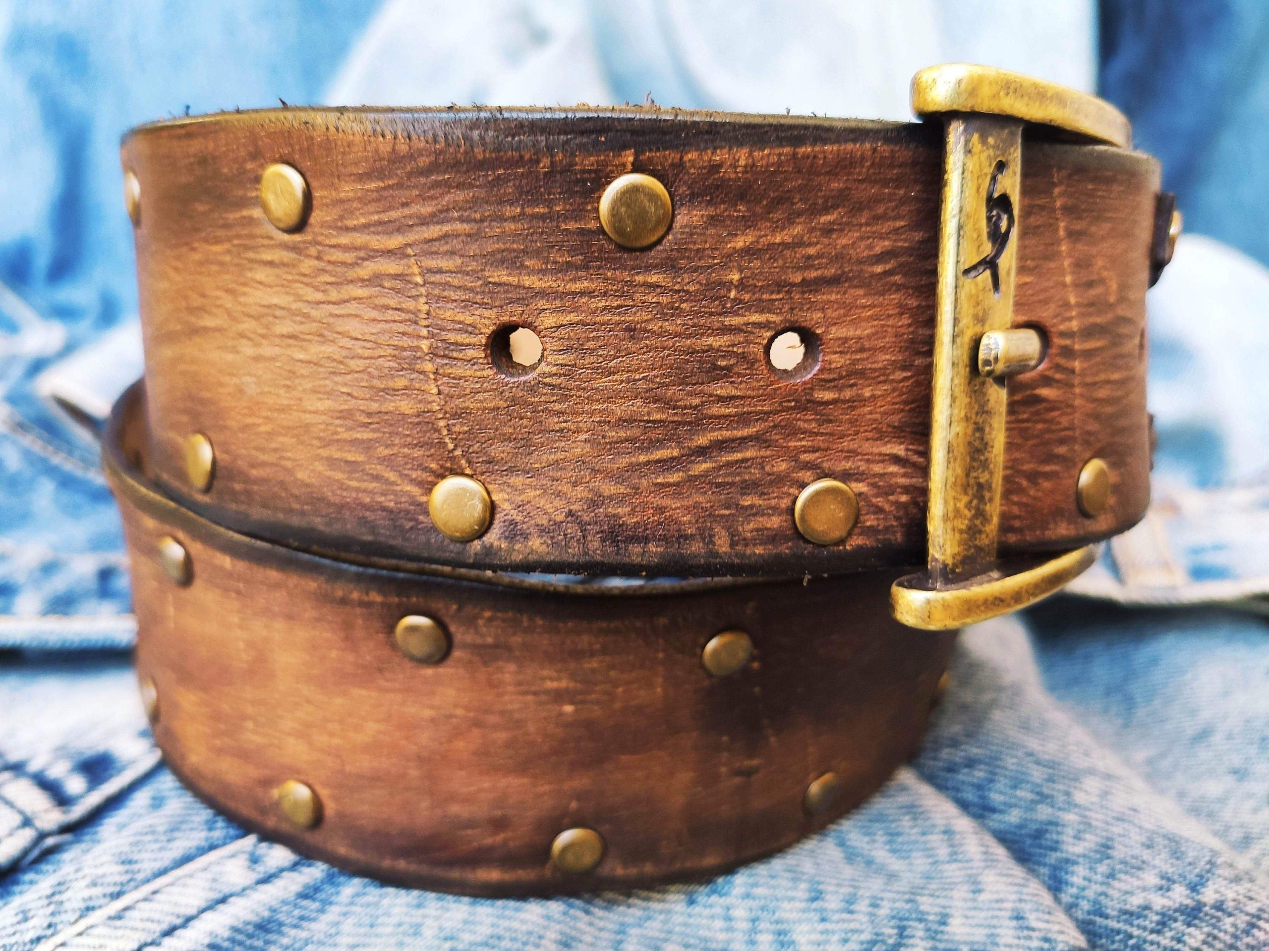 brown leather belt for guitarists two tone design pick storage and bronze studs brown leather belt for guitarists two tone design pick storage and bronze studs