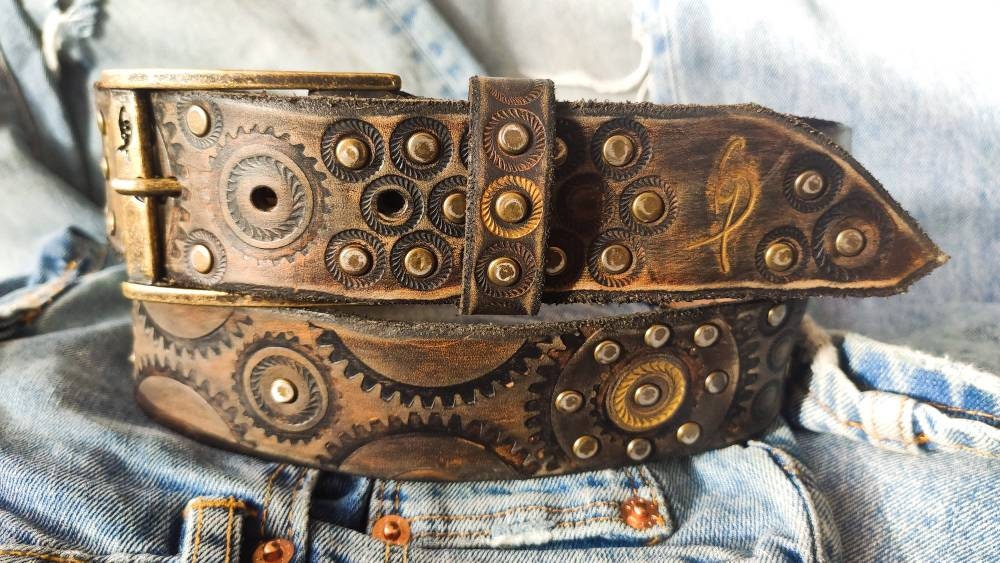 handmade leather belt steampunk style with gears 4.2 cm wide brown with silver & brass accents perfect for bikers handmade leather belt steampunk style with gears 4.2 cm wide brown with silver & brass accents perfect for bikers