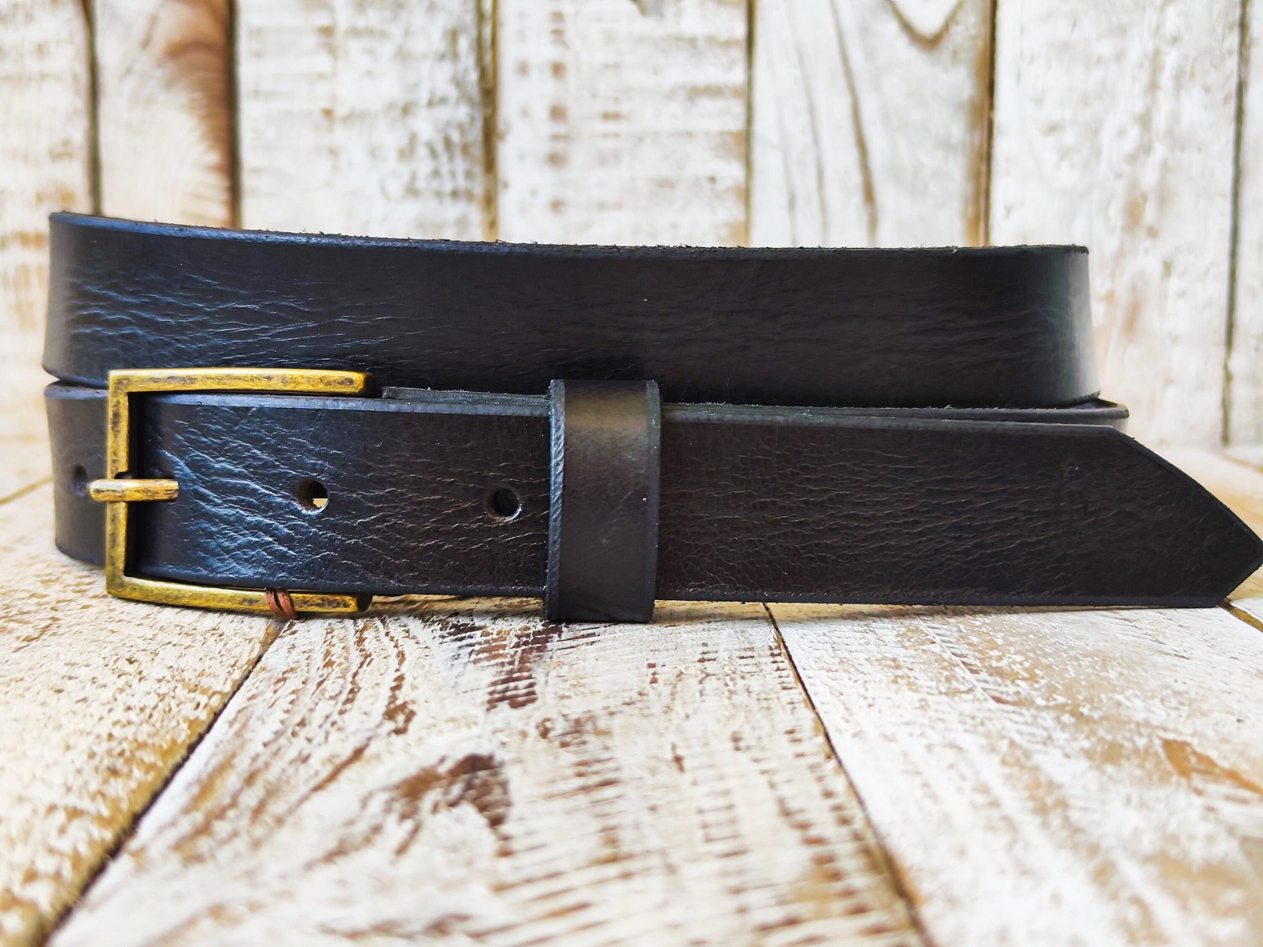 minimalist black leather belt with bronze buckle for men minimalist black leather belt with bronze buckle for men