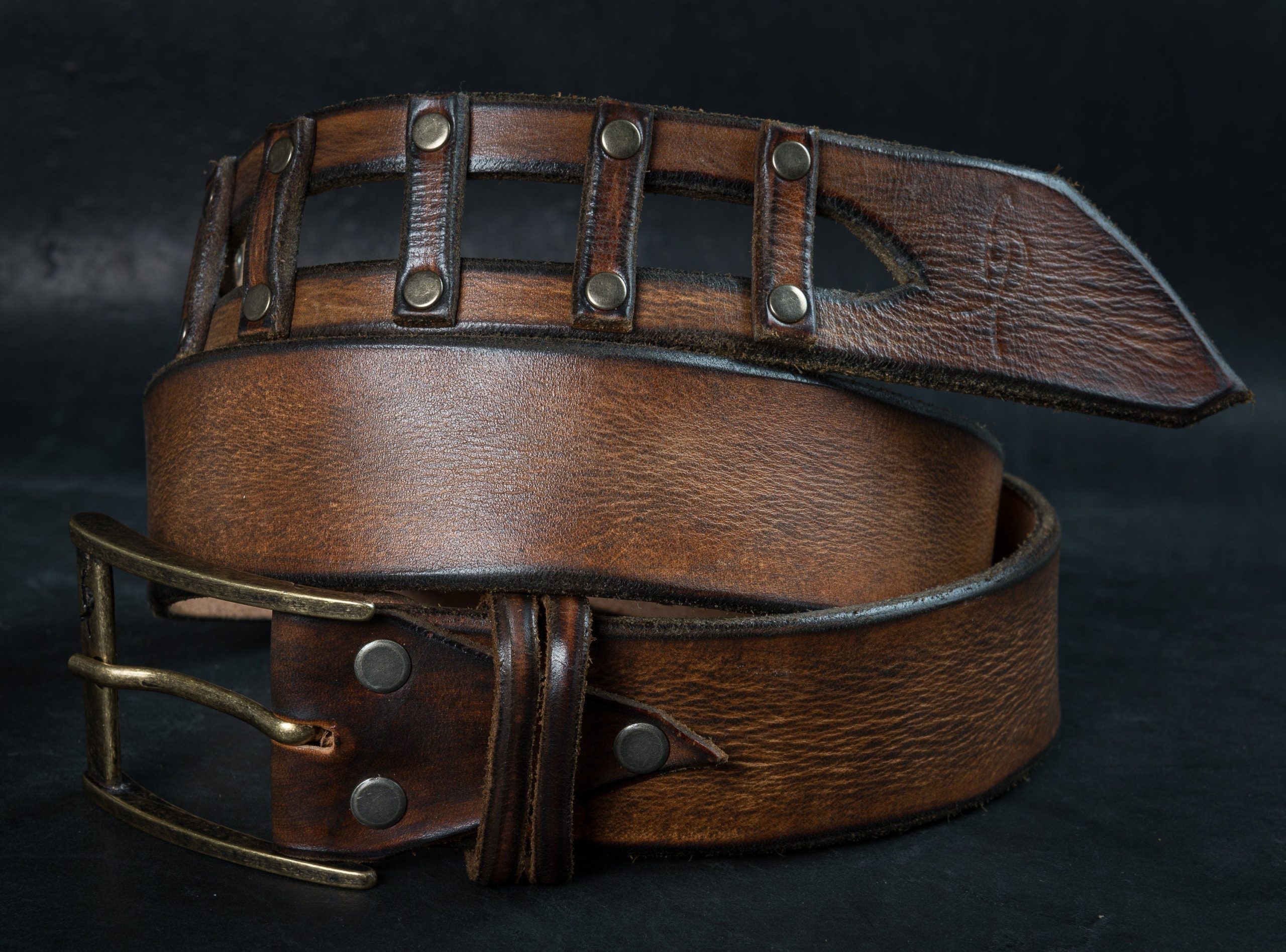 mens brown leather buckle belt unisex fashion design with artistic touch mens brown leather buckle belt unisex fashion design with artistic touch